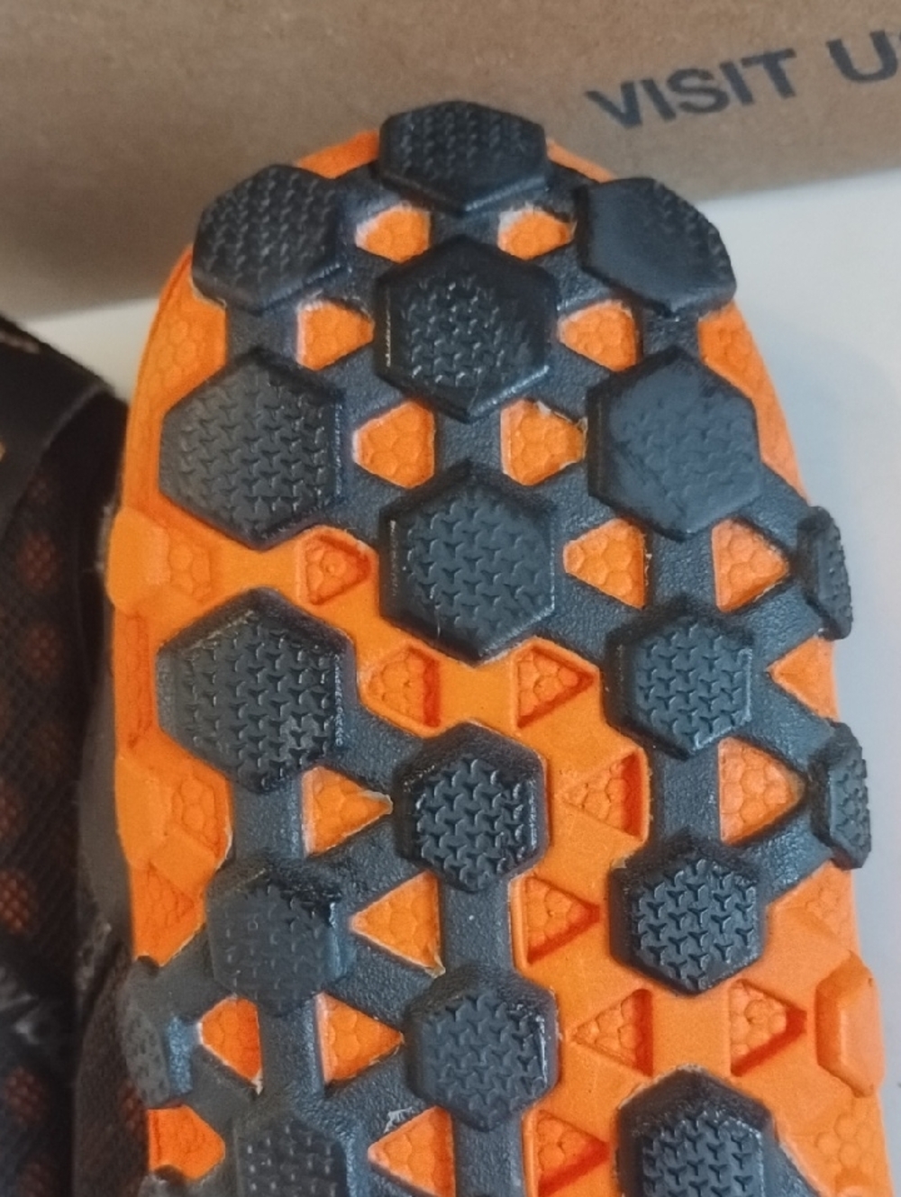 New Balance Minimus Trail Shoes Mens 11 Vibram Black Orange Lightweight - Picture 6 of 14